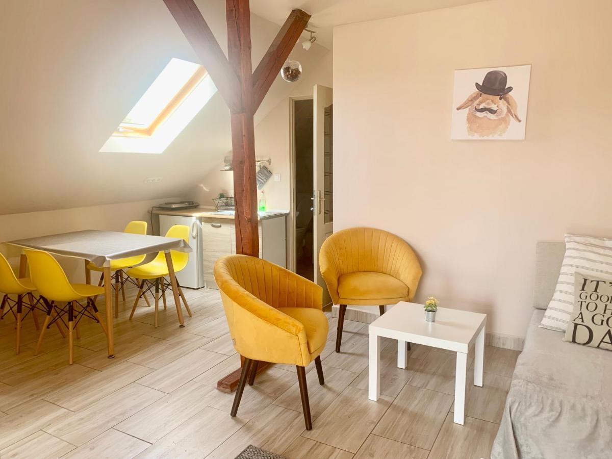 Lelle -Kert Apartman 03 Balatonlelle Luaran gambar