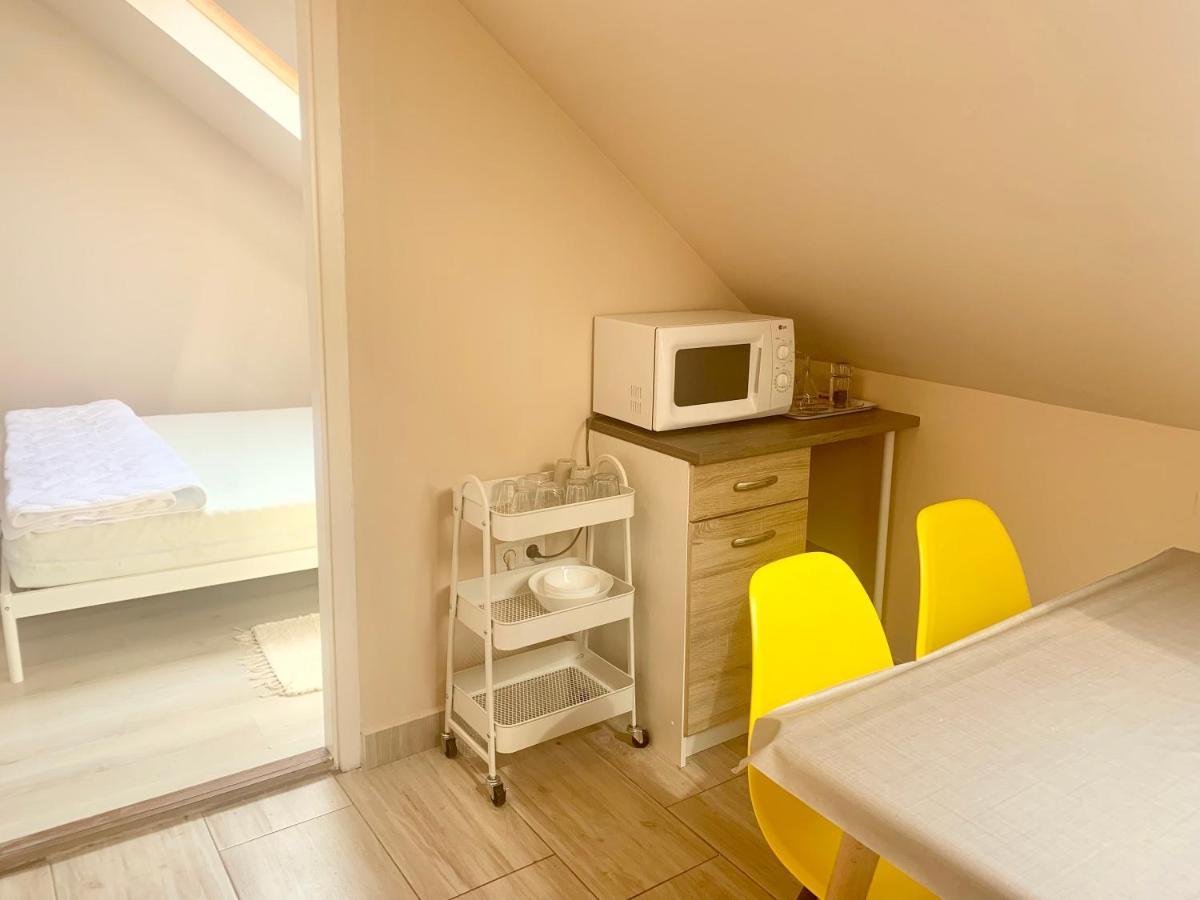 Lelle -Kert Apartman 03 Balatonlelle Luaran gambar