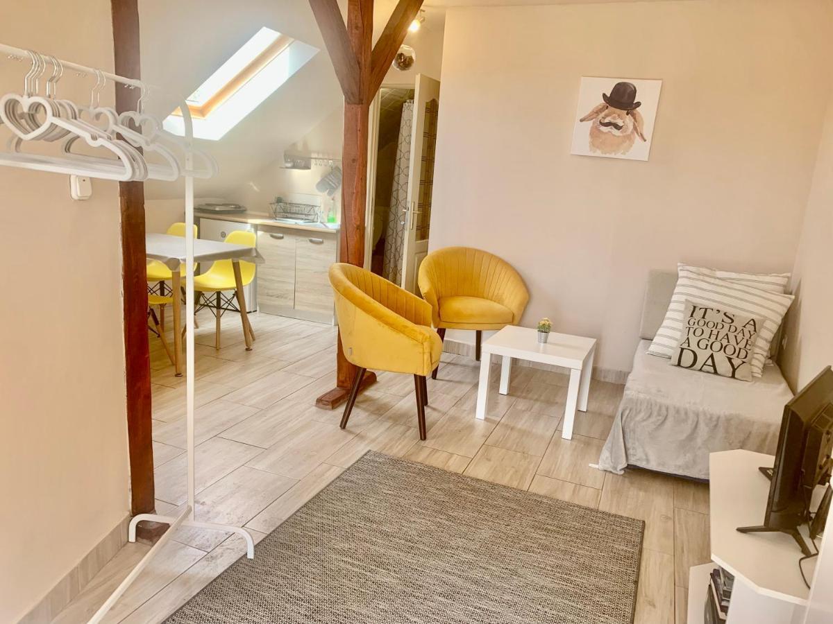 Lelle -Kert Apartman 03 Balatonlelle Luaran gambar