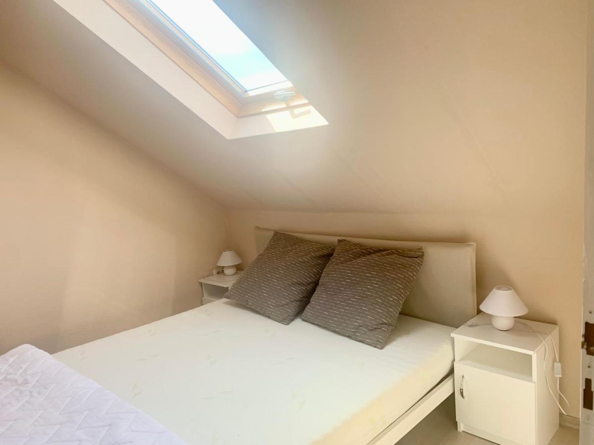 Lelle -Kert Apartman 03 Balatonlelle Luaran gambar